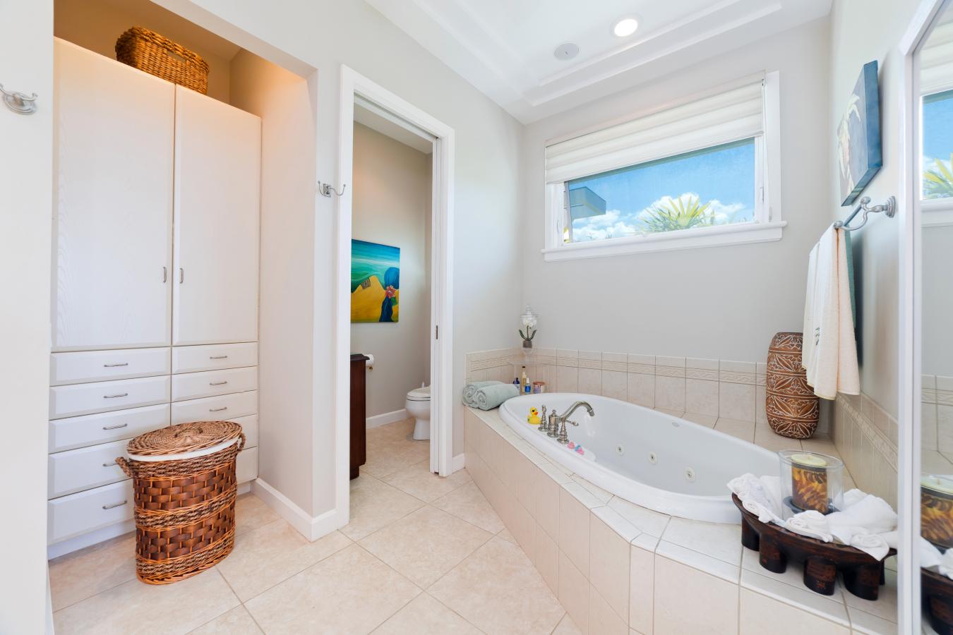 Kailua Kona, Hawaii, 96740, United States, 3 Bedrooms Bedrooms, ,3 BathroomsBathrooms,Residential,For Sale,2003848