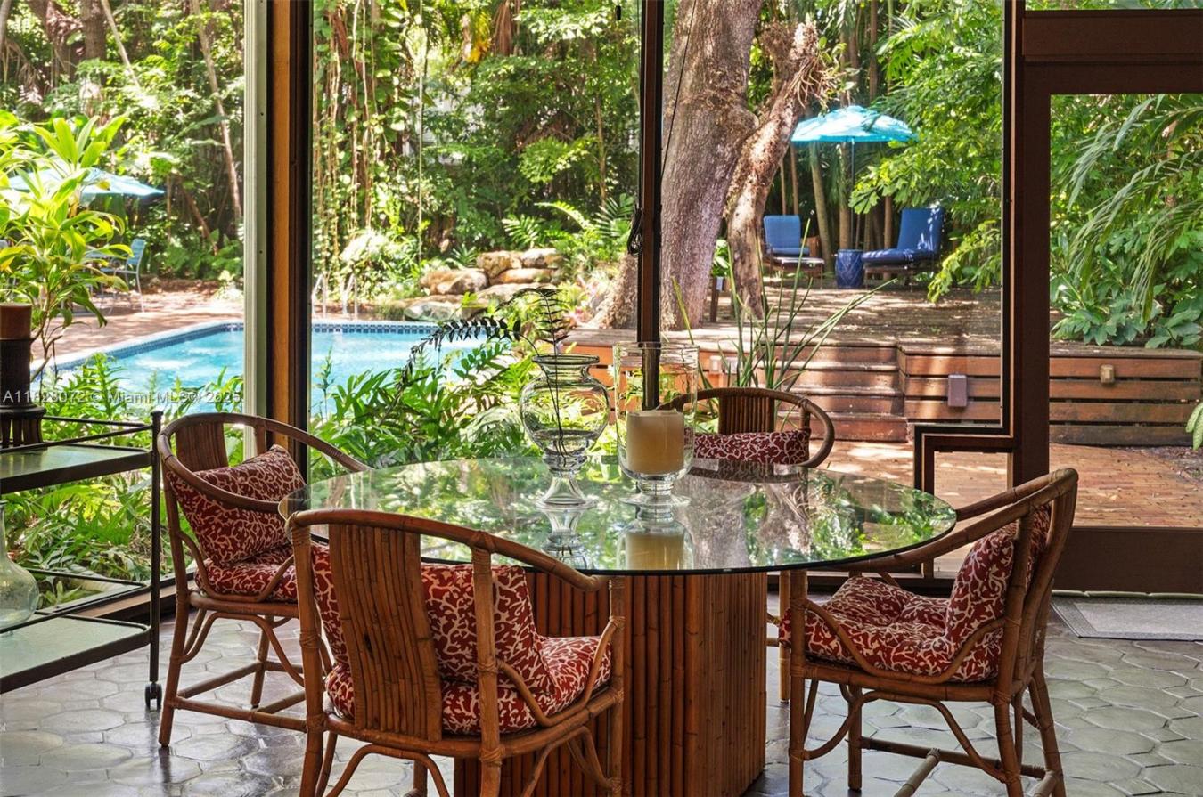 Miami, Florida, 33133, United States, ,Residential,For Sale,2003847