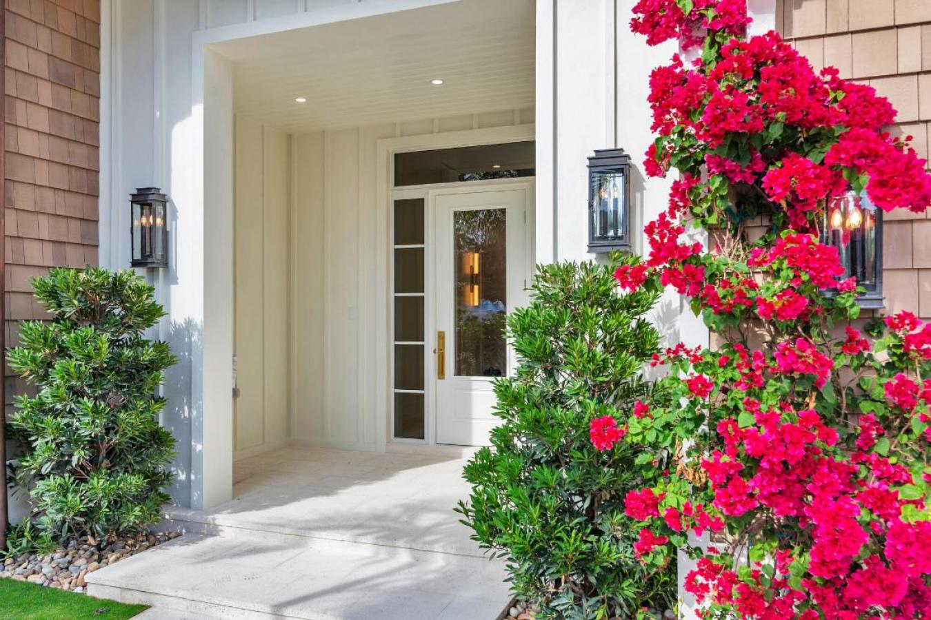 West Palm Beach, Florida, 33405, United States, 5 Bedrooms Bedrooms, ,5 BathroomsBathrooms,Residential,For Sale,2003846