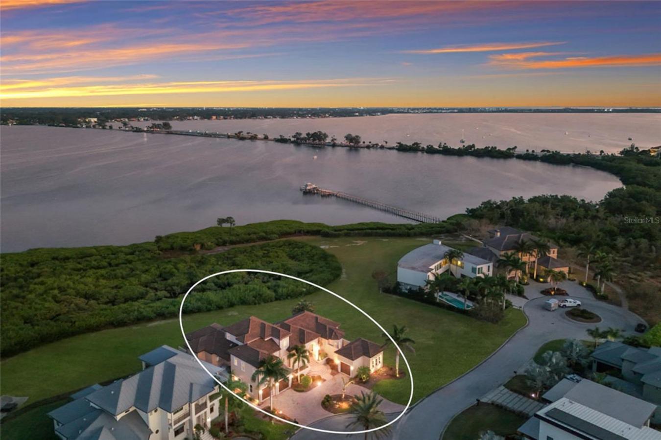 BRADENTON, Florida, 34209, United States, 3 Bedrooms Bedrooms, ,4 BathroomsBathrooms,Residential,For Sale,2003837