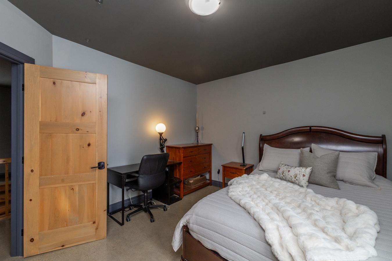 Grey Highlands, Grey, N4L 1W6, Canada, 4 Bedrooms Bedrooms, ,2 BathroomsBathrooms,Residential,For Sale,2003836