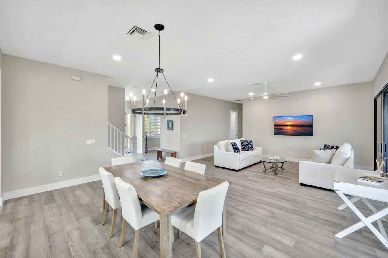 Sanibel, Lee, 33957, United States, 4 Bedrooms Bedrooms, ,3 BathroomsBathrooms,Residential,For Sale,2003830