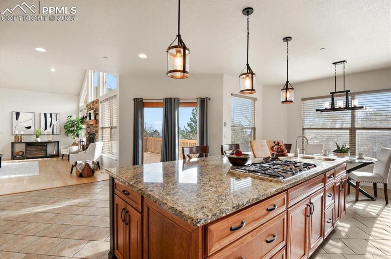 Colorado Springs, El Paso, 80906, United States, 5 Bedrooms Bedrooms, ,3 BathroomsBathrooms,Residential,For Sale,2003829