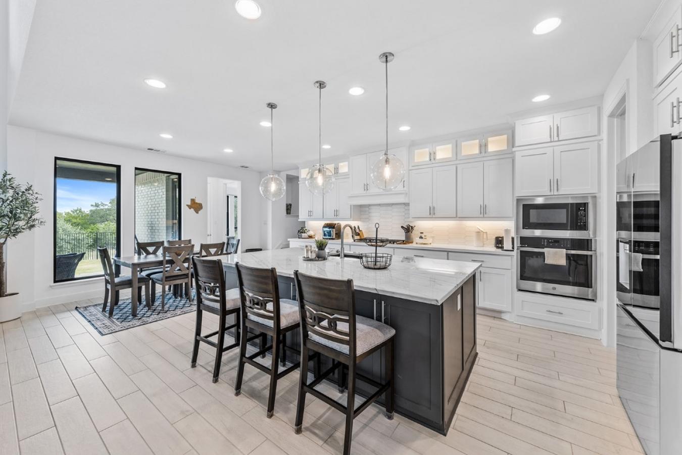 Liberty Hill, Williamson, 78642, United States, 5 Bedrooms Bedrooms, ,4 BathroomsBathrooms,Residential,For Sale,2003828