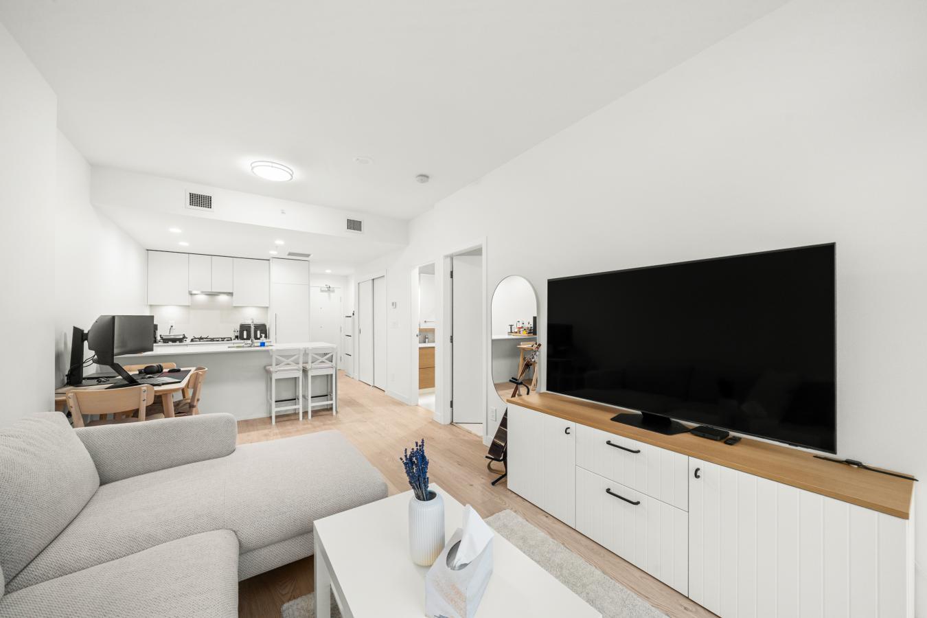 Burnaby, CANADA, V5C 0N4, Canada, 1 Bedroom Bedrooms, ,1 BathroomBathrooms,Residential,For Sale,2003827