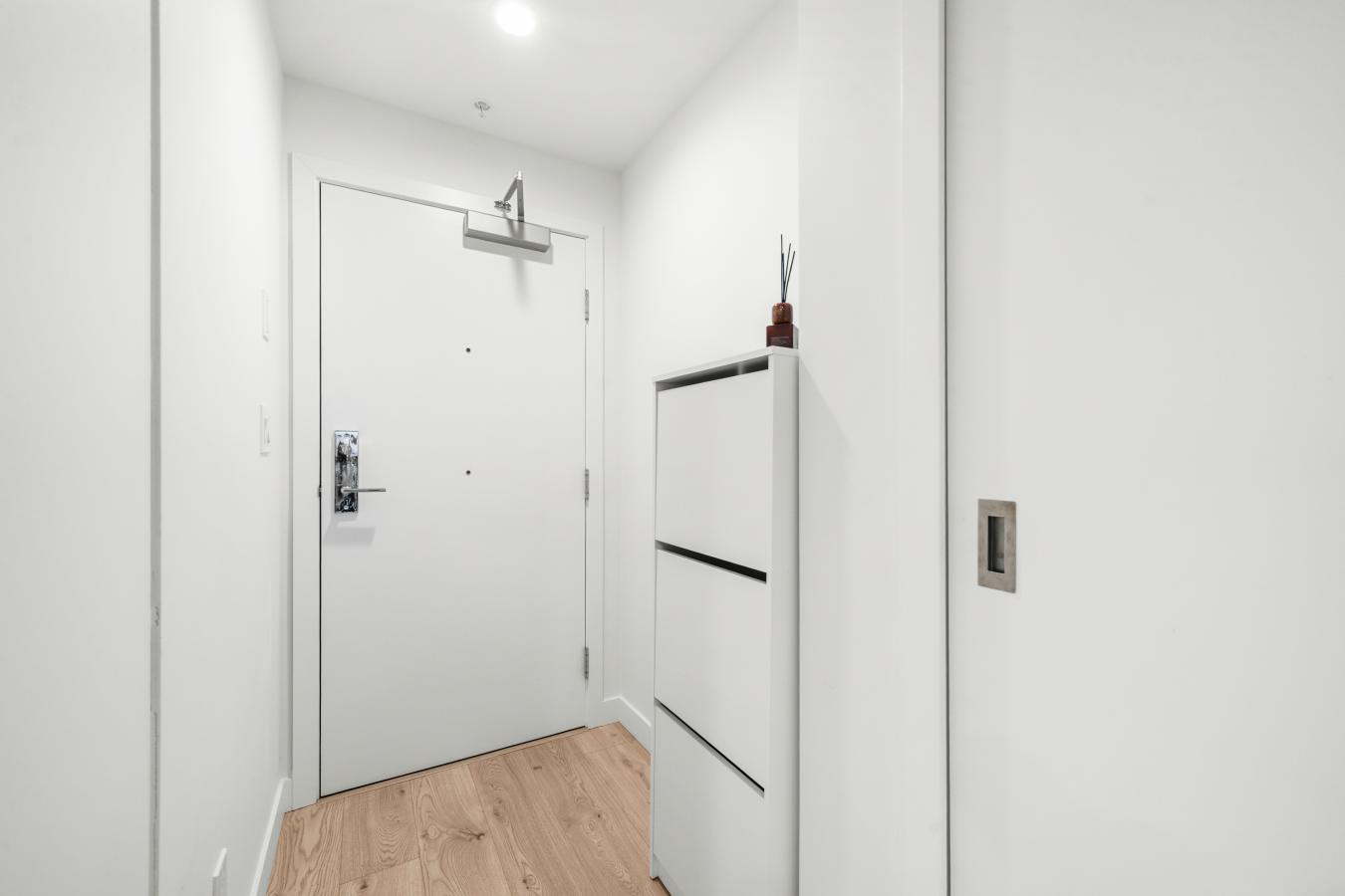 Burnaby, CANADA, V5C 0N4, Canada, 1 Bedroom Bedrooms, ,1 BathroomBathrooms,Residential,For Sale,2003827