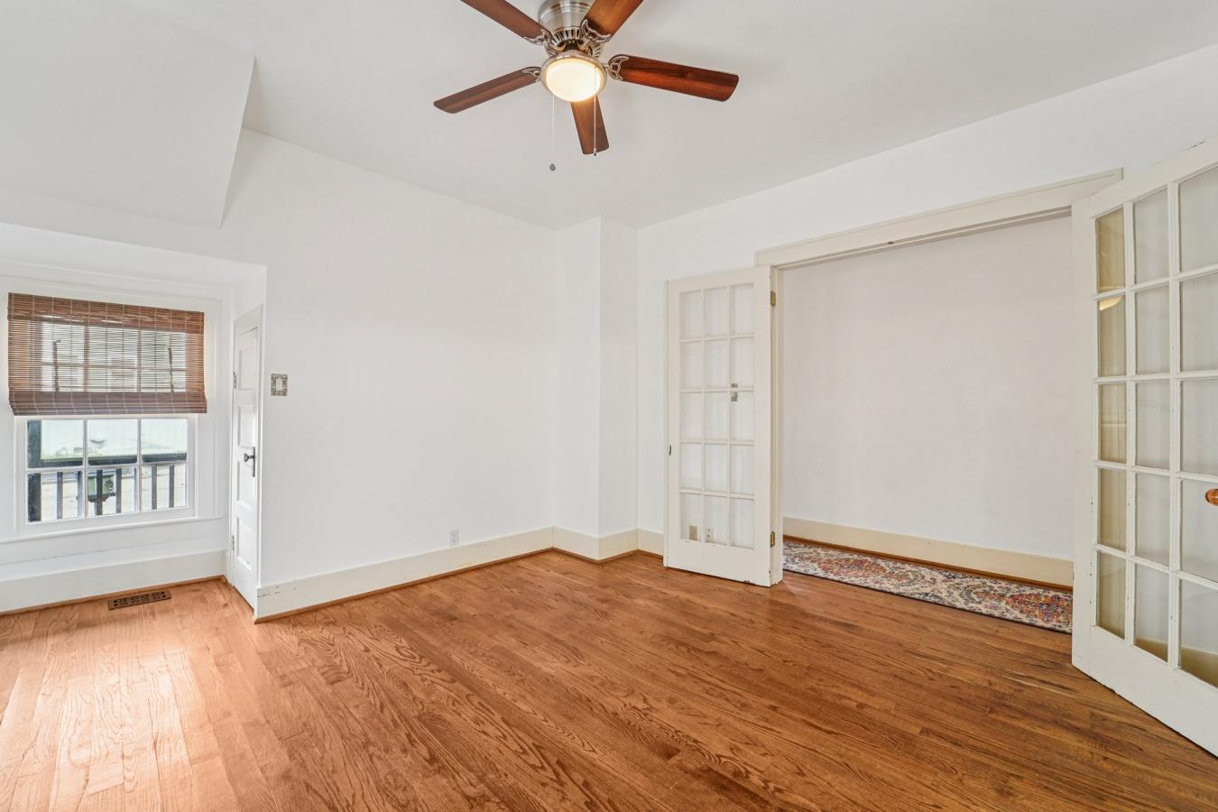 Galveston, Galveston, 77550, United States, 5 Bedrooms Bedrooms, ,3 BathroomsBathrooms,Residential,For Sale,2003825