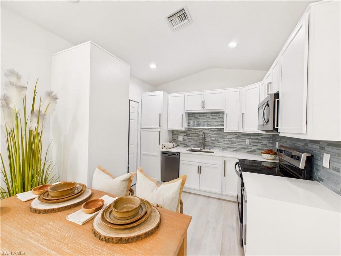 Naples, Collier, 34120, United States, 5 Bedrooms Bedrooms, ,4 BathroomsBathrooms,Residential,For Sale,2003823