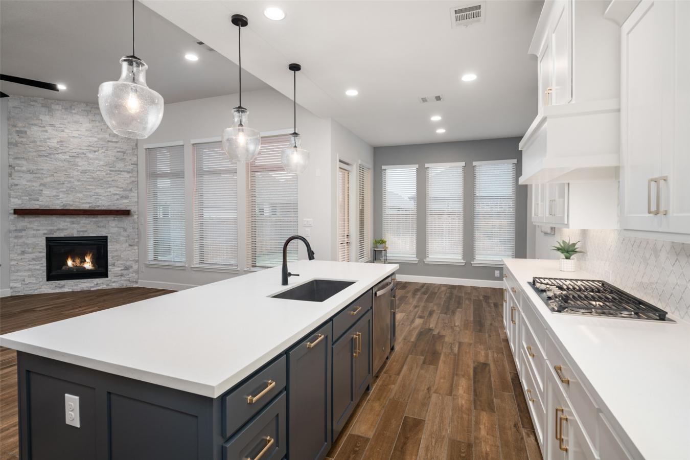 Aubrey, Denton, 76227, United States, 4 Bedrooms Bedrooms, ,3 BathroomsBathrooms,Residential,For Sale,2003820