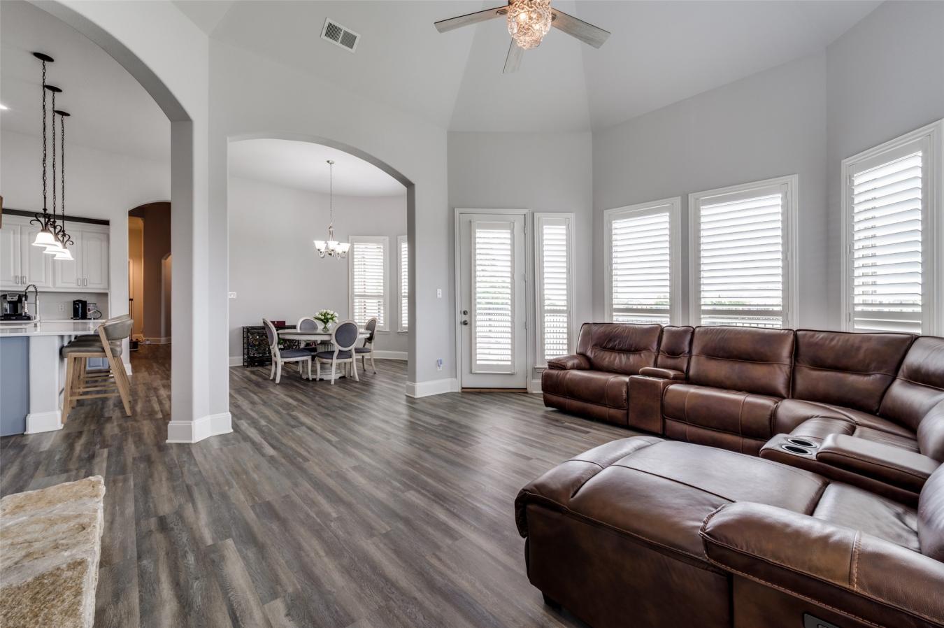 The Colony, Denton, 75056, United States, 3 Bedrooms Bedrooms, ,3 BathroomsBathrooms,Residential,For Sale,2003818