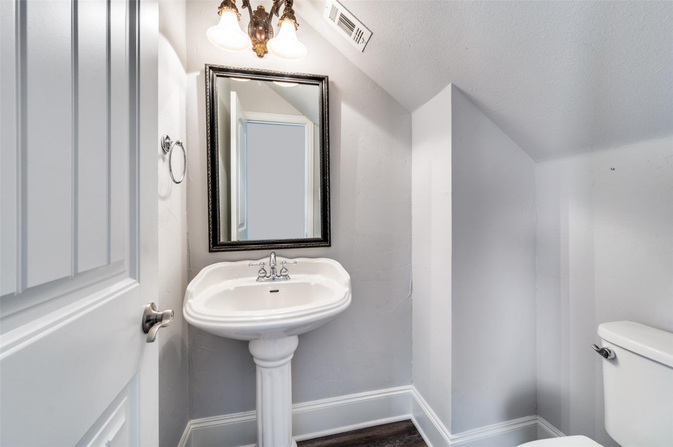 The Colony, Denton, 75056, United States, 3 Bedrooms Bedrooms, ,3 BathroomsBathrooms,Residential,For Sale,2003818