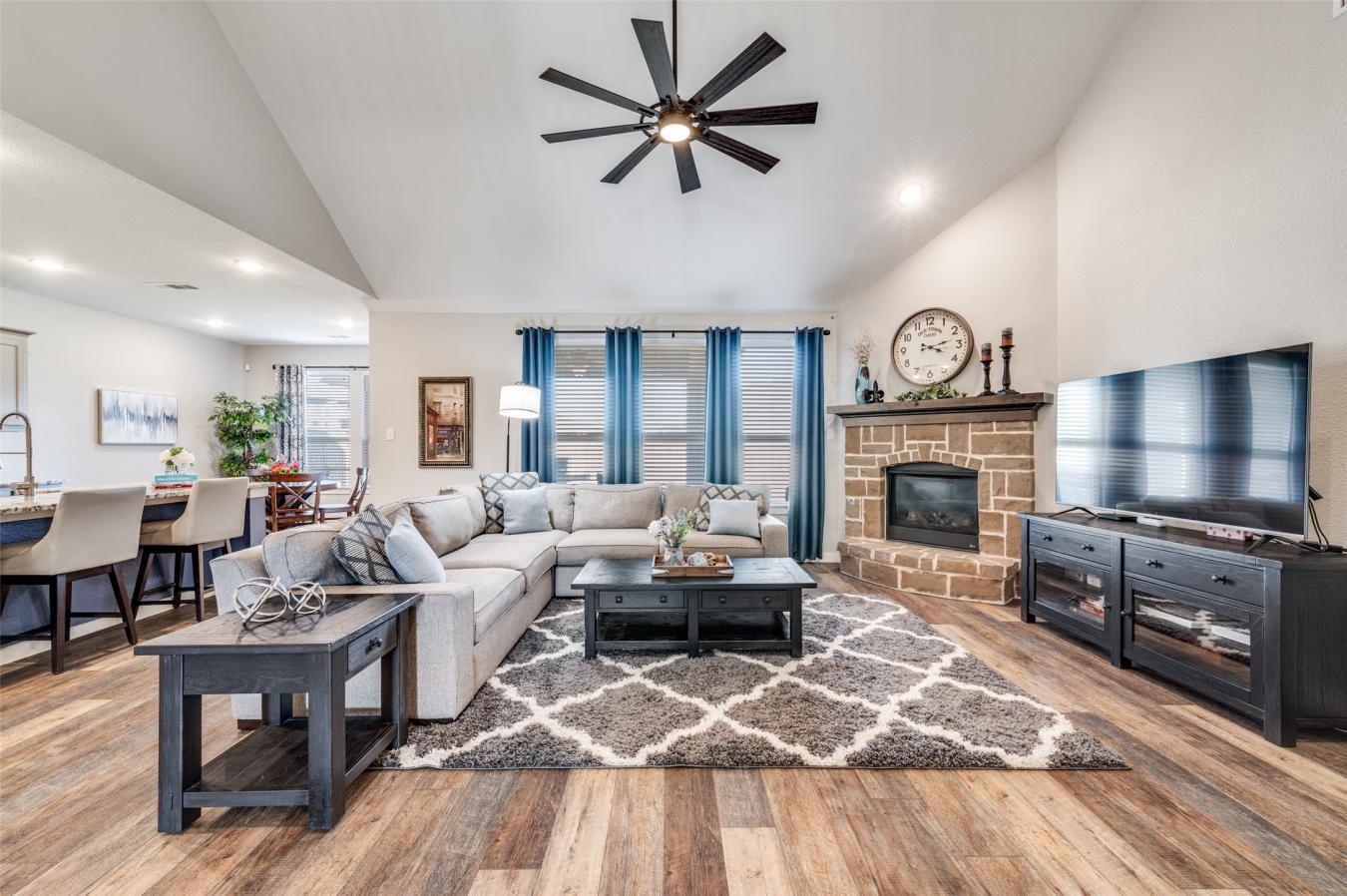 Celina, Collin, 75009, United States, 5 Bedrooms Bedrooms, ,4 BathroomsBathrooms,Residential,For Sale,2003817