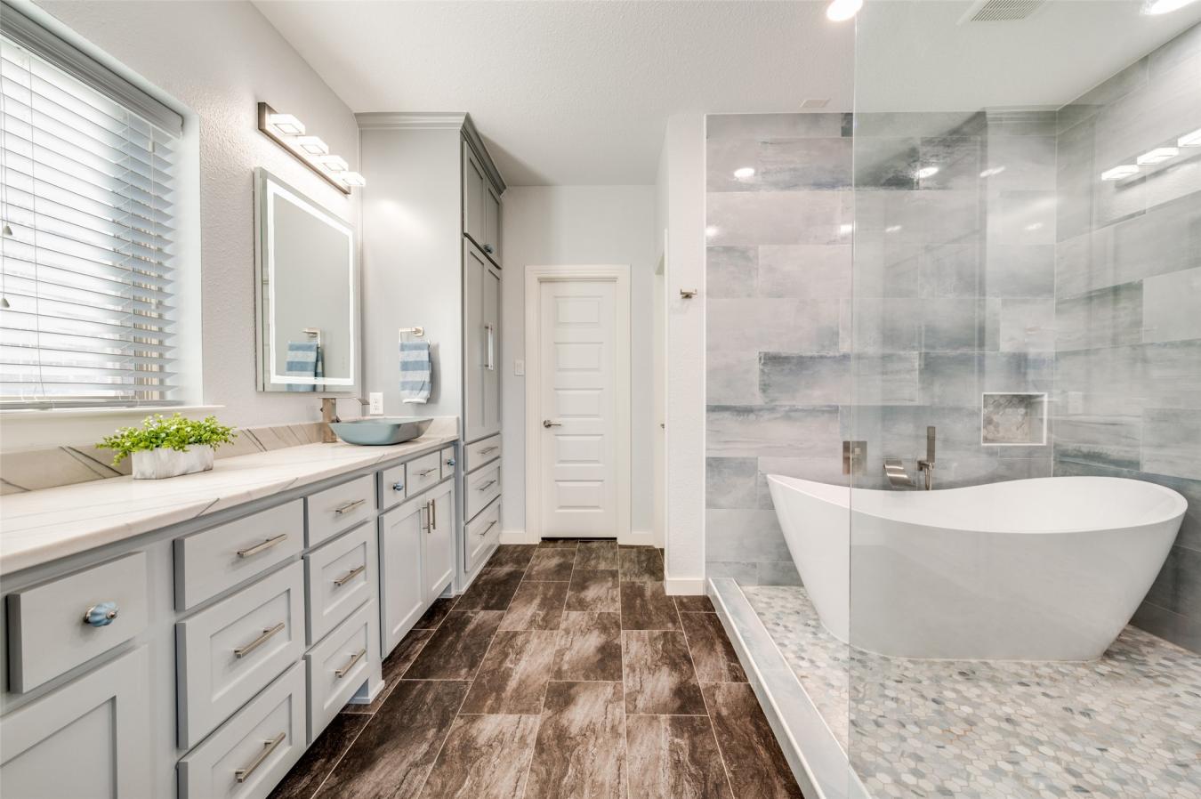 Celina, Collin, 75009, United States, 5 Bedrooms Bedrooms, ,4 BathroomsBathrooms,Residential,For Sale,2003817