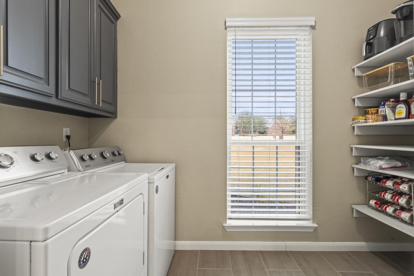 Melissa, Texas, 75454, United States, 4 Bedrooms Bedrooms, ,3 BathroomsBathrooms,Residential,For Sale,2003815