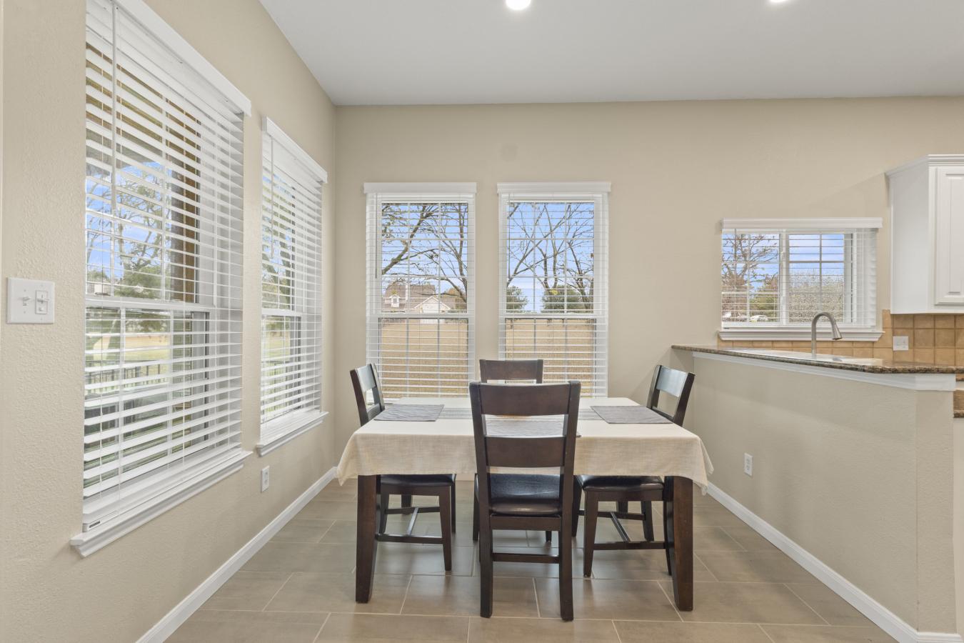 Melissa, Texas, 75454, United States, 4 Bedrooms Bedrooms, ,3 BathroomsBathrooms,Residential,For Sale,2003815