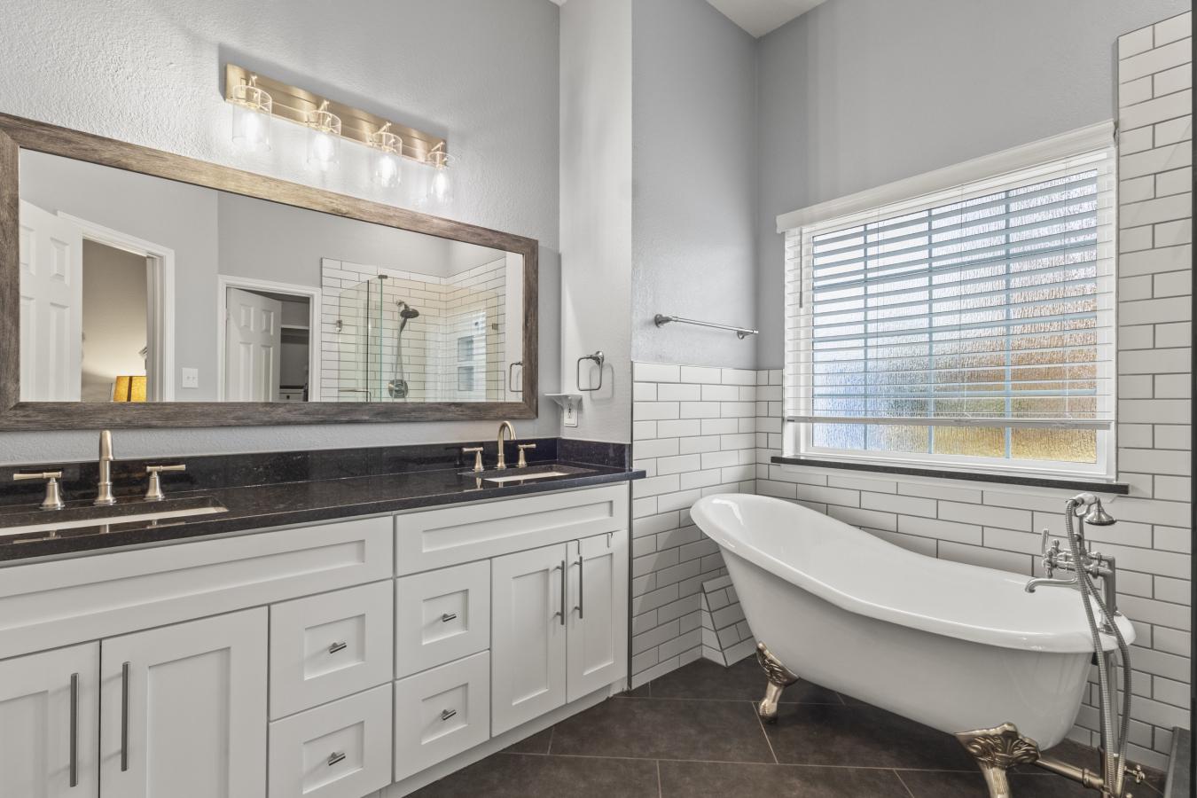 Melissa, Texas, 75454, United States, 4 Bedrooms Bedrooms, ,3 BathroomsBathrooms,Residential,For Sale,2003815