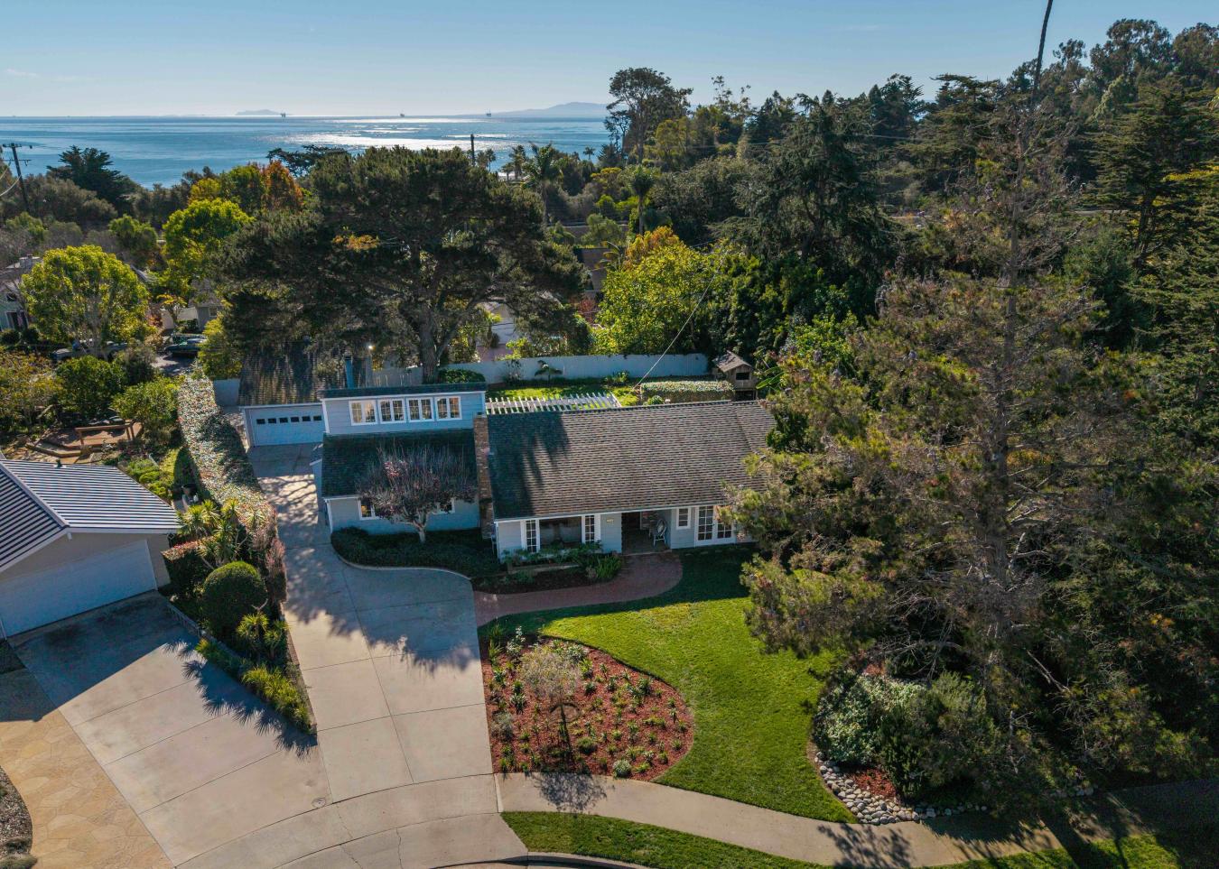 Carpinteria, Santa Barbara, 93013, United States, 4 Bedrooms Bedrooms, ,2 BathroomsBathrooms,Residential,For Sale,2003811