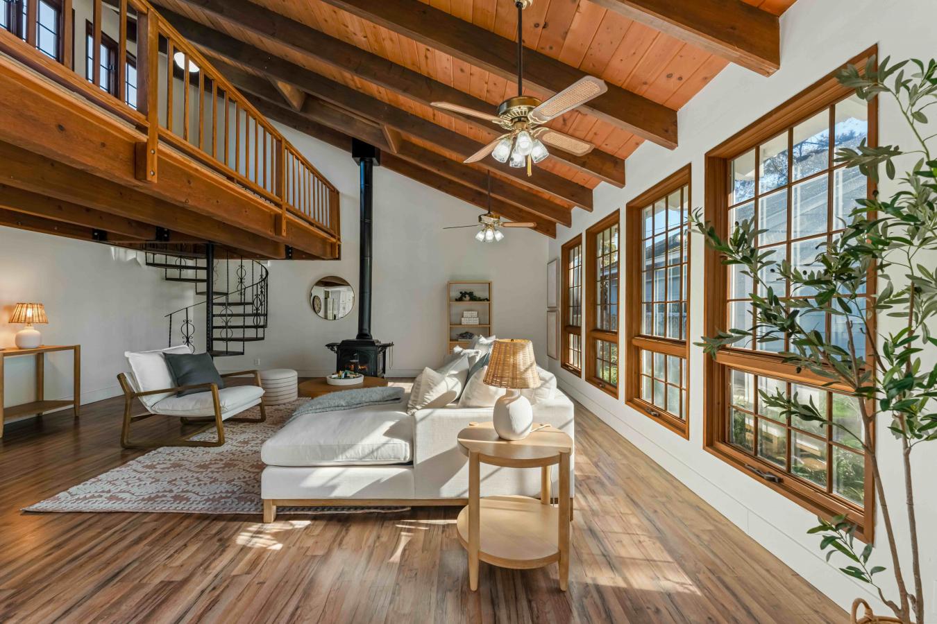 Carpinteria, Santa Barbara, 93013, United States, 4 Bedrooms Bedrooms, ,2 BathroomsBathrooms,Residential,For Sale,2003811