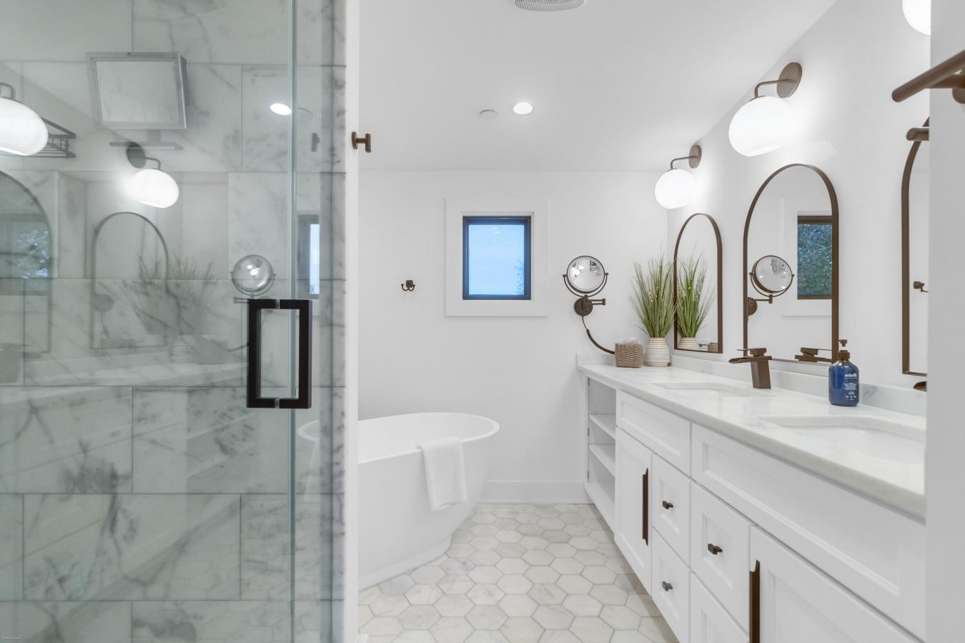 Charleston, Charleston, 29403, United States, 3 Bedrooms Bedrooms, ,3 BathroomsBathrooms,Residential,For Sale,2003810