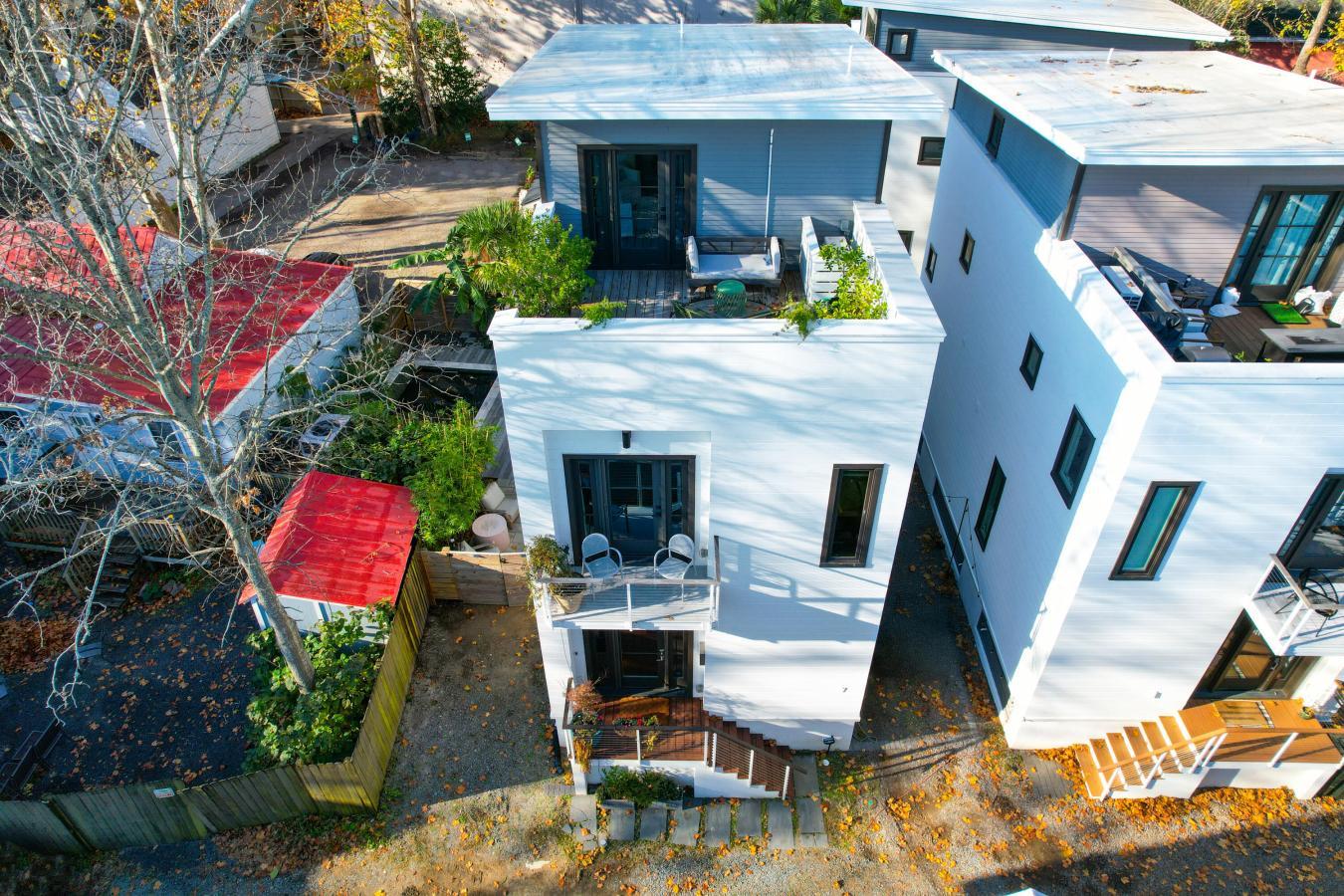 Charleston, Charleston, 29403, United States, 3 Bedrooms Bedrooms, ,3 BathroomsBathrooms,Residential,For Sale,2003810