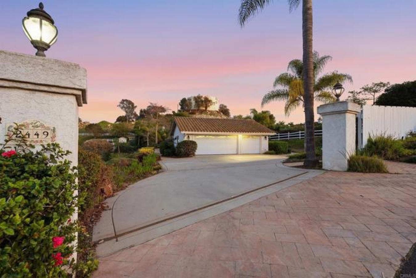 Fallbrook, San Diego, 92028, United States, 4 Bedrooms Bedrooms, ,3 BathroomsBathrooms,Residential,For Sale,2003808