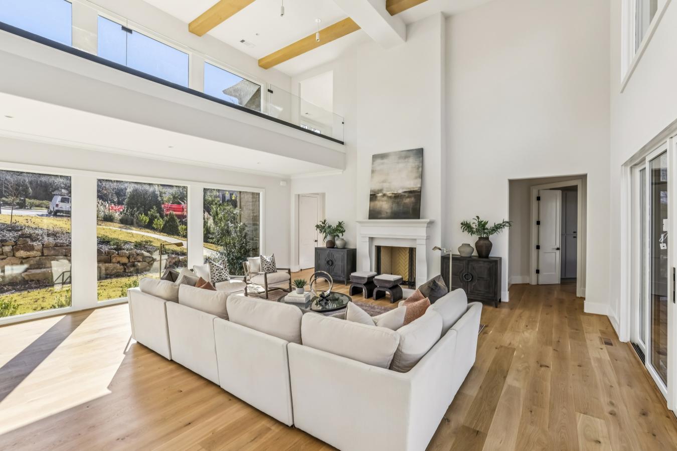 Atlanta, Georgia, 30342, United States, 6 Bedrooms Bedrooms, ,7 BathroomsBathrooms,Residential,For Sale,2003806