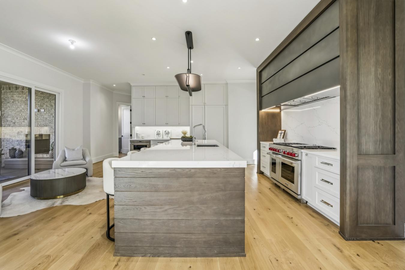 Atlanta, Georgia, 30342, United States, 6 Bedrooms Bedrooms, ,7 BathroomsBathrooms,Residential,For Sale,2003806