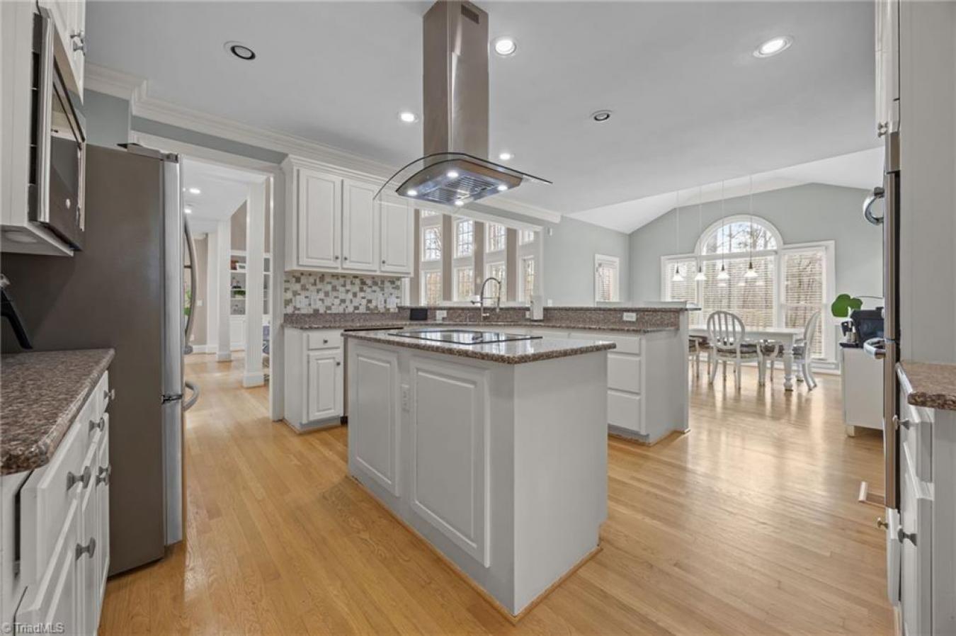 Greensboro, Guilford, 27410, United States, 5 Bedrooms Bedrooms, ,4 BathroomsBathrooms,Residential,For Sale,2003804