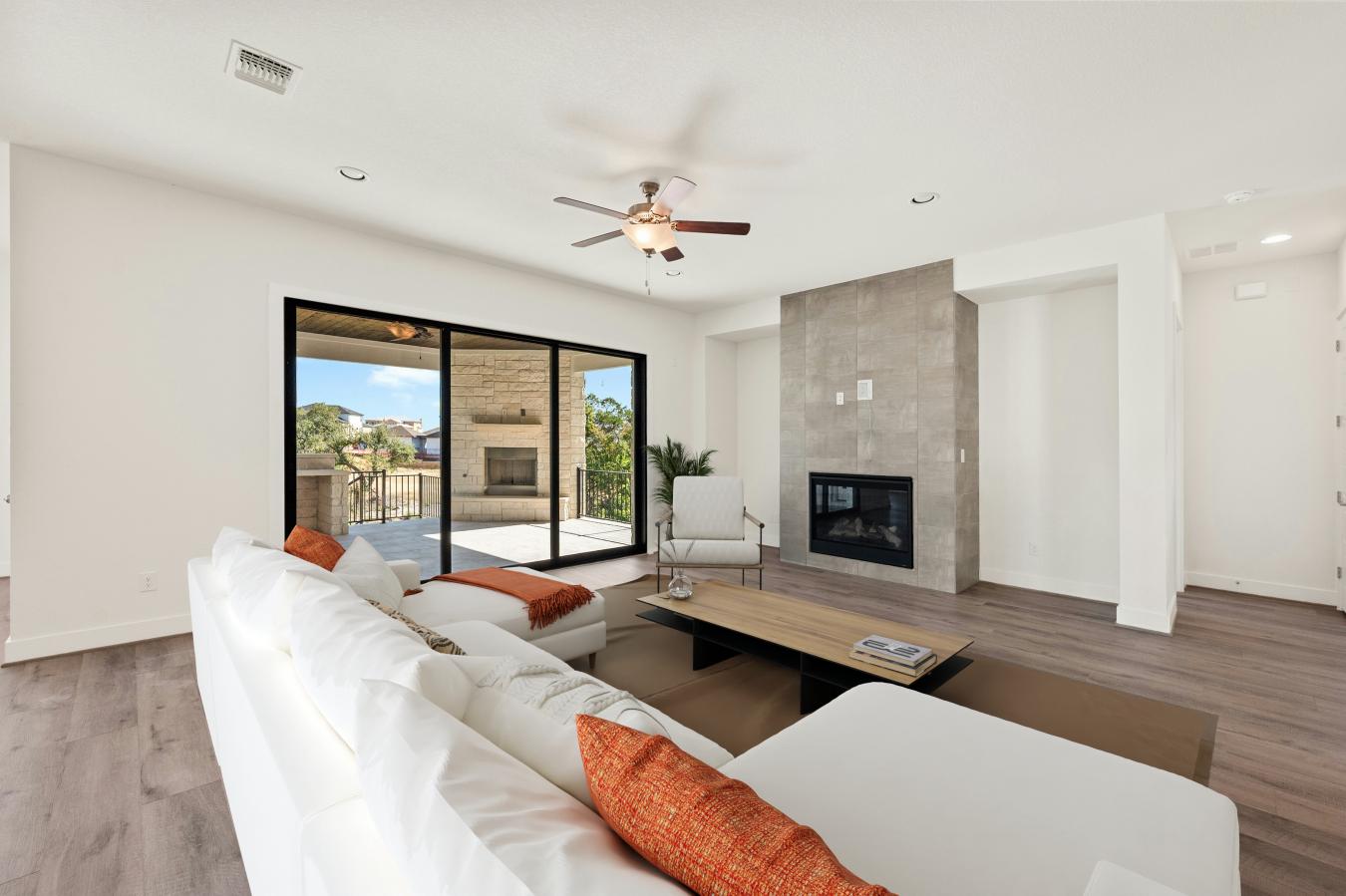 Austin, Travis, 78738, United States, 5 Bedrooms Bedrooms, ,4 BathroomsBathrooms,Residential,For Sale,2003803