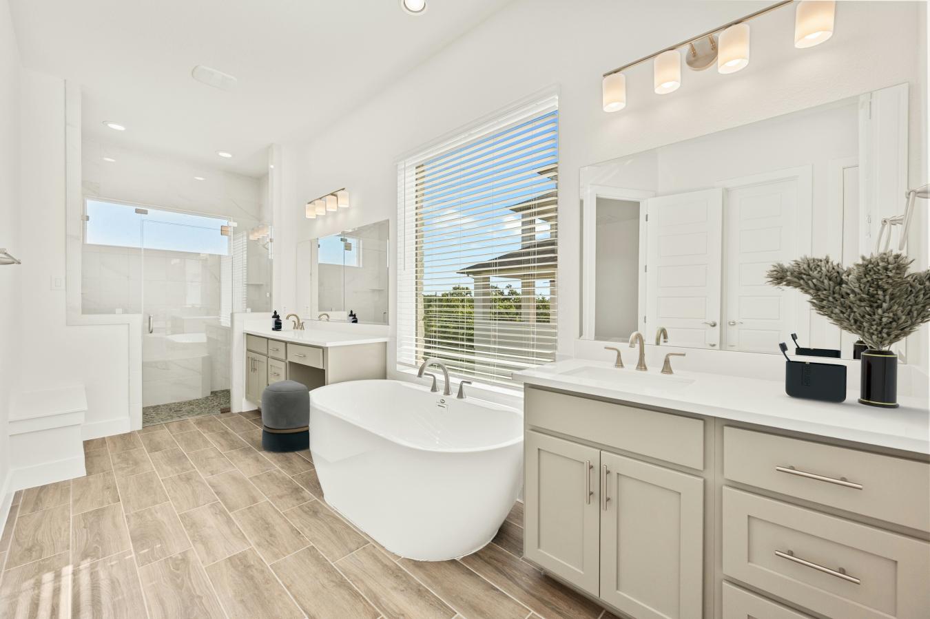 Austin, Travis, 78738, United States, 5 Bedrooms Bedrooms, ,4 BathroomsBathrooms,Residential,For Sale,2003803