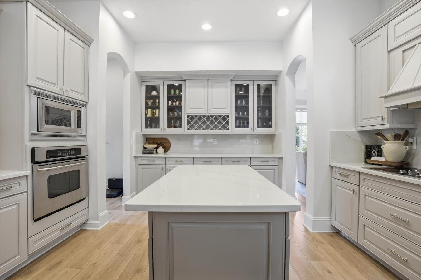 Orange Park, Clay, 32065, United States, 7 Bedrooms Bedrooms, ,4 BathroomsBathrooms,Residential,For Sale,2003800