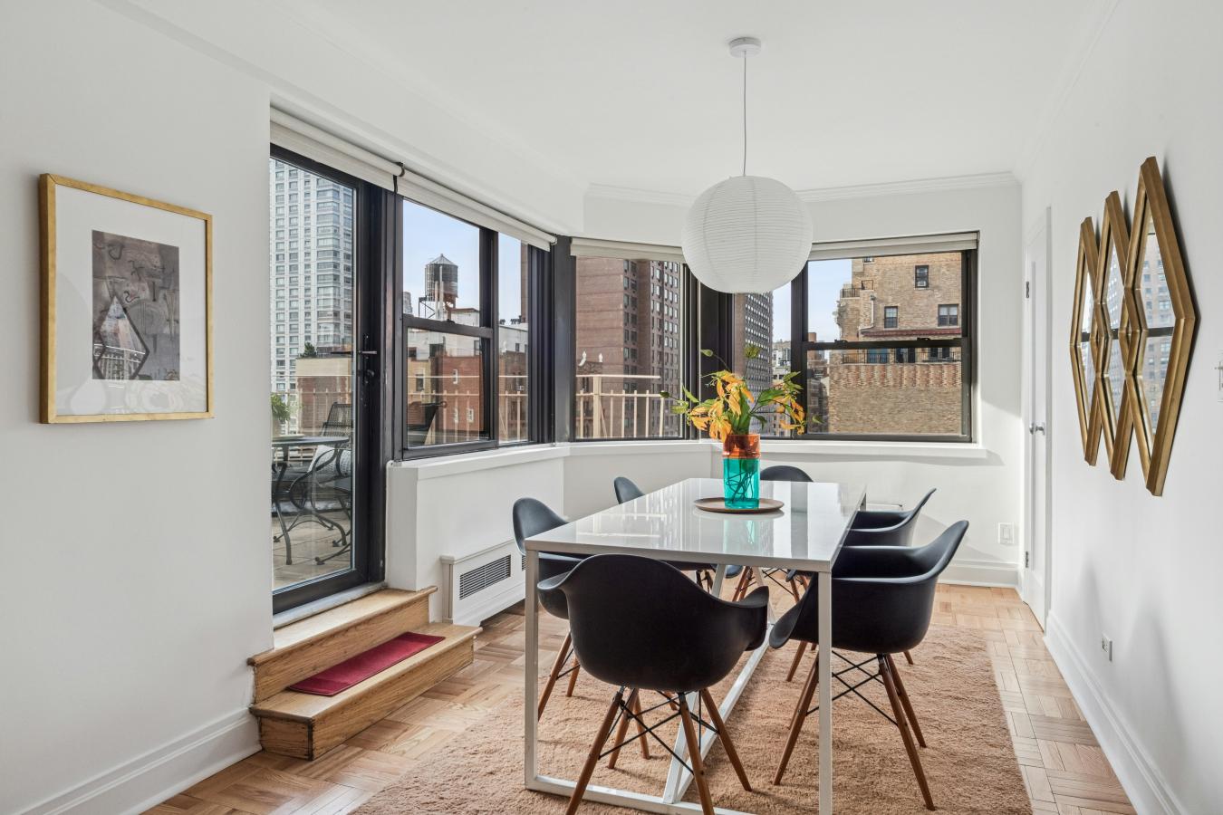 New York, New York, 10021, United States, 1 Bedroom Bedrooms, ,1 BathroomBathrooms,Residential,For Sale,2003791