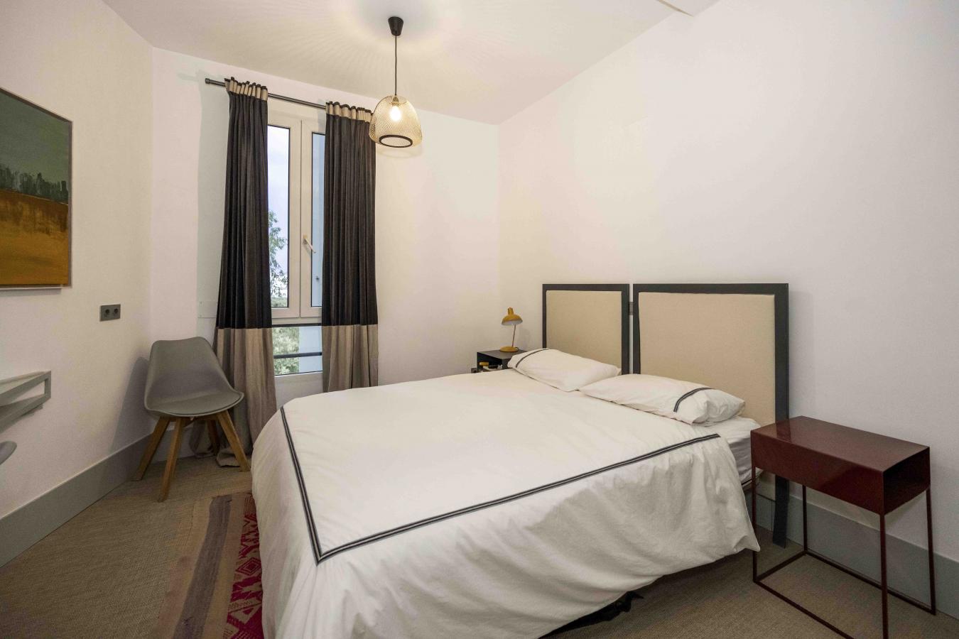 Madrid, Jerónimos, 28014, Spain, 3 Bedrooms Bedrooms, ,3 BathroomsBathrooms,Residential,For Sale,2003789