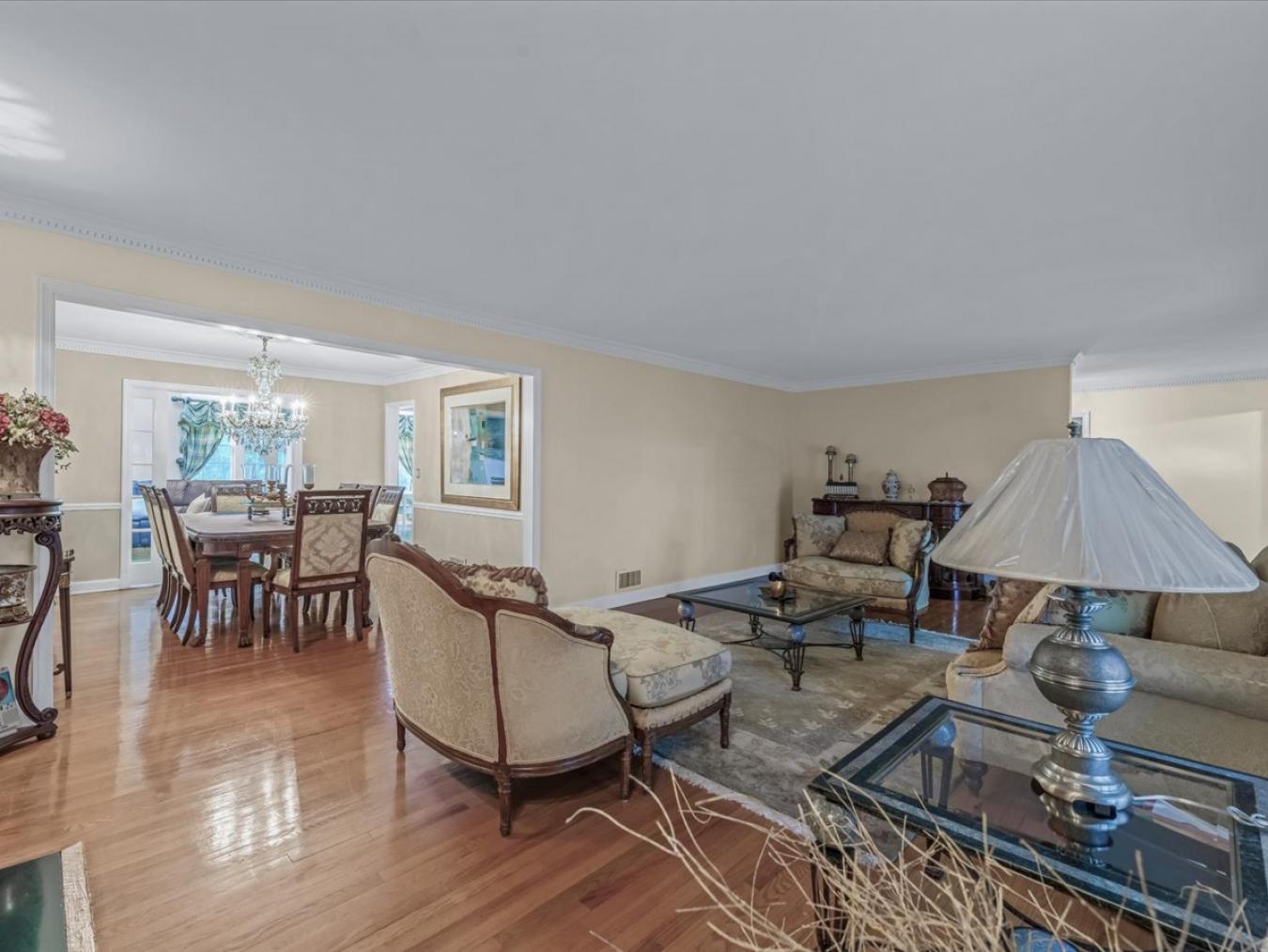 Eastchester, Westchester County, 10709, United States, 3 Bedrooms Bedrooms, ,3 BathroomsBathrooms,Residential,For Sale,2003788