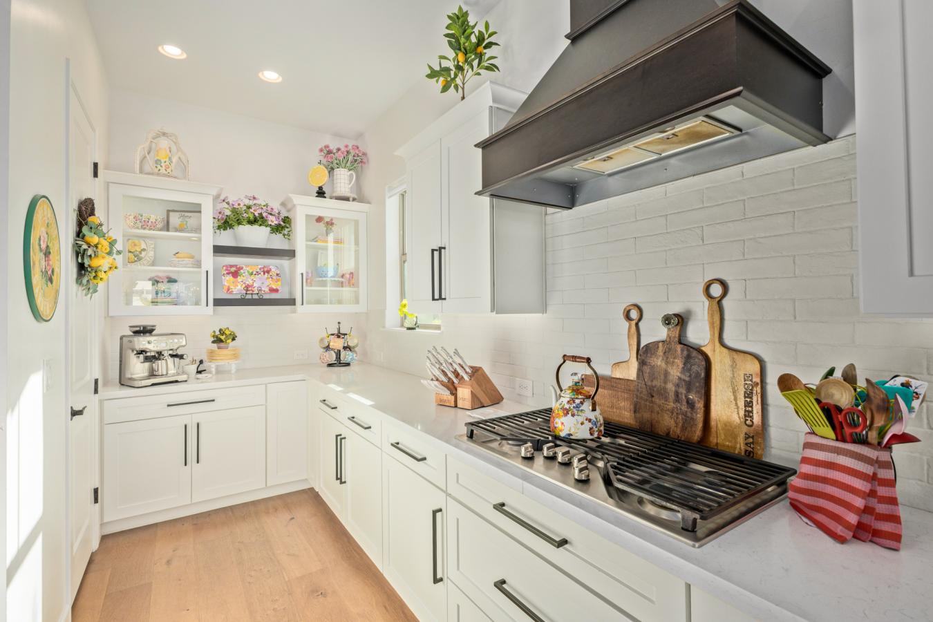 Phoenix, Maricopa, 85085, United States, 4 Bedrooms Bedrooms, ,3 BathroomsBathrooms,Residential,For Sale,2003787