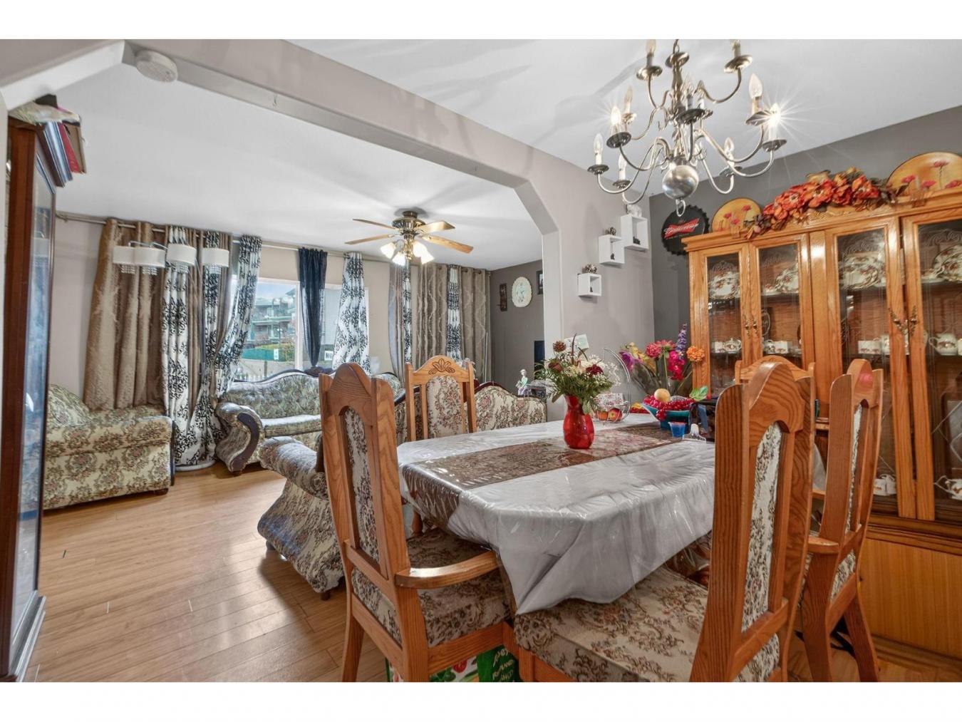 Surrey, BC, V3W5J8, Canada, 5 Bedrooms Bedrooms, ,3 BathroomsBathrooms,Residential,For Sale,2003785