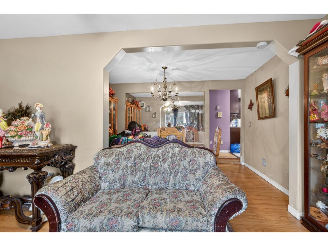 Surrey, BC, V3W5J8, Canada, 5 Bedrooms Bedrooms, ,3 BathroomsBathrooms,Residential,For Sale,2003785