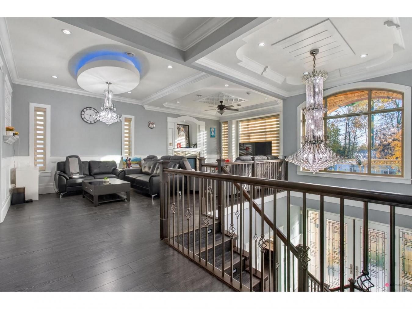 Surrey, Canada, V3R6W2, Canada, 9 Bedrooms Bedrooms, ,6 BathroomsBathrooms,Residential,For Sale,2003784