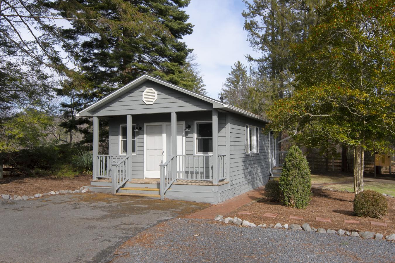 Caldwell, Greenbrier, 24925, United States, 5 Bedrooms Bedrooms, ,4 BathroomsBathrooms,Residential,For Sale,2003782