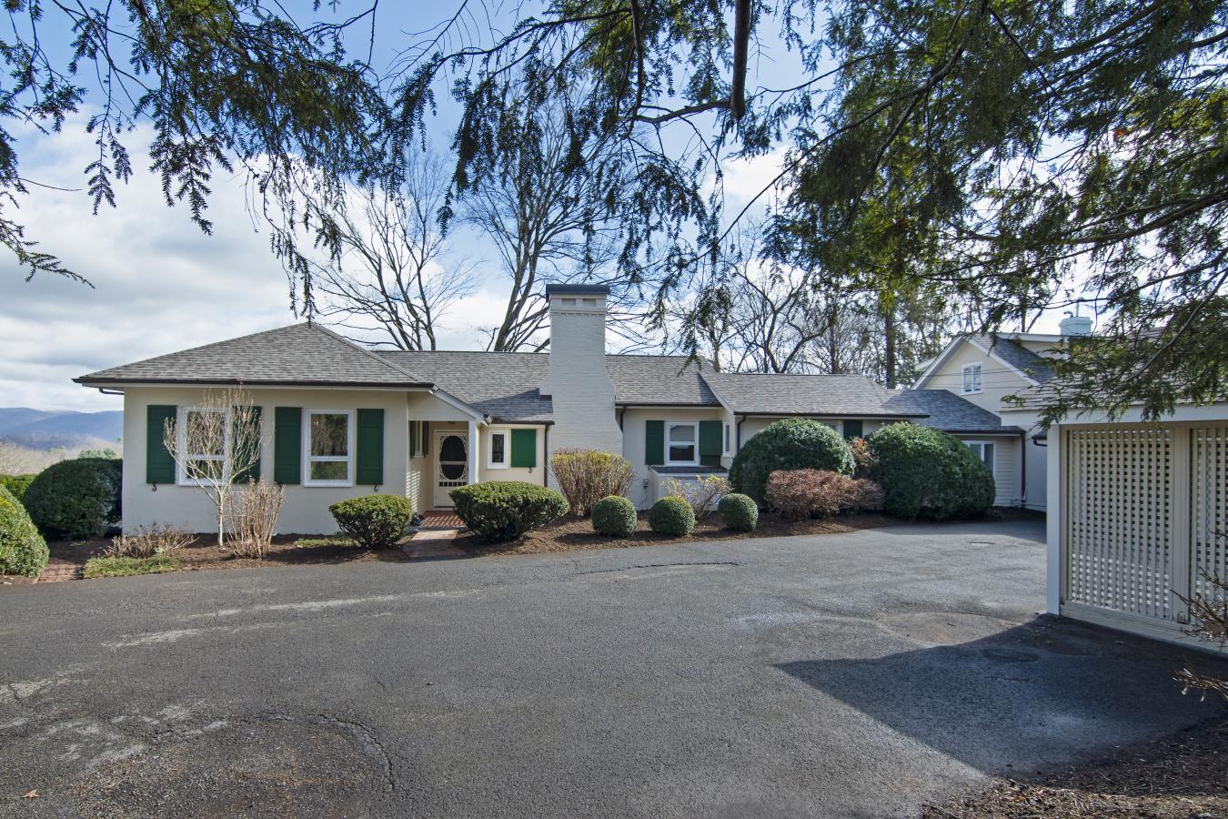 Caldwell, Greenbrier, 24925, United States, 5 Bedrooms Bedrooms, ,4 BathroomsBathrooms,Residential,For Sale,2003782