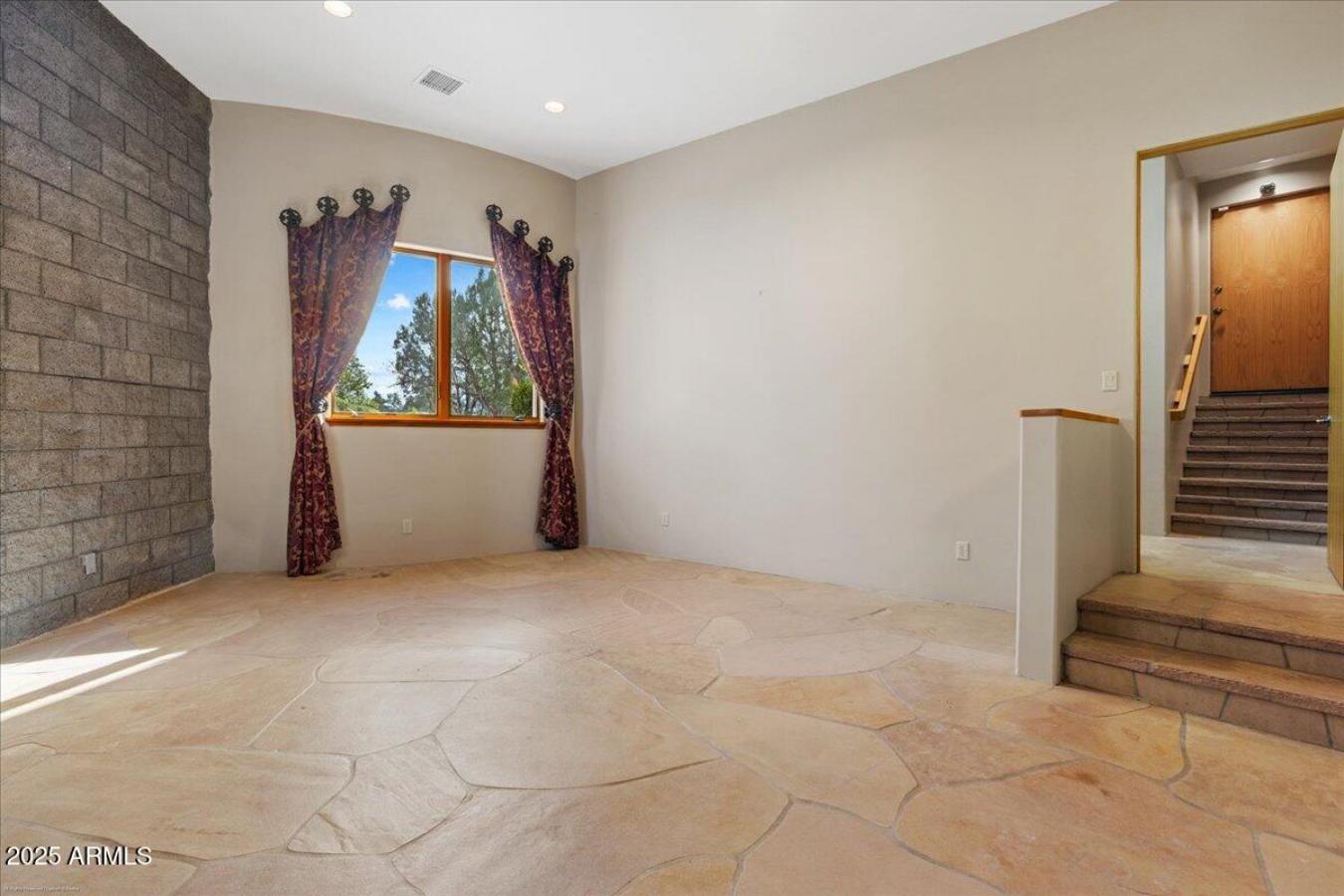 Prescott, Yavapai, 86305, United States, 4 Bedrooms Bedrooms, ,3 BathroomsBathrooms,Residential,For Sale,2003781