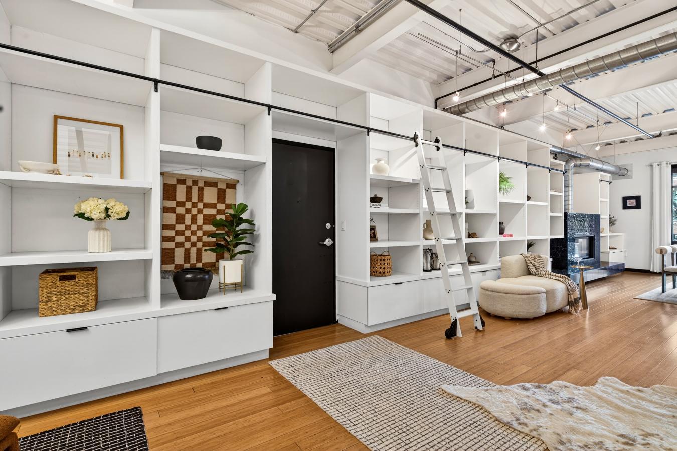 Boulder, Colorado, 80302, United States, 1 Bedroom Bedrooms, ,1 BathroomBathrooms,Residential,For Sale,2003778