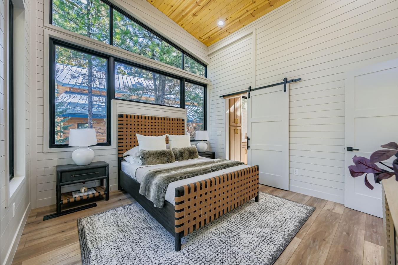 Las Vegas, Clark, 89124, United States, 3 Bedrooms Bedrooms, ,3 BathroomsBathrooms,Residential,For Sale,2003777