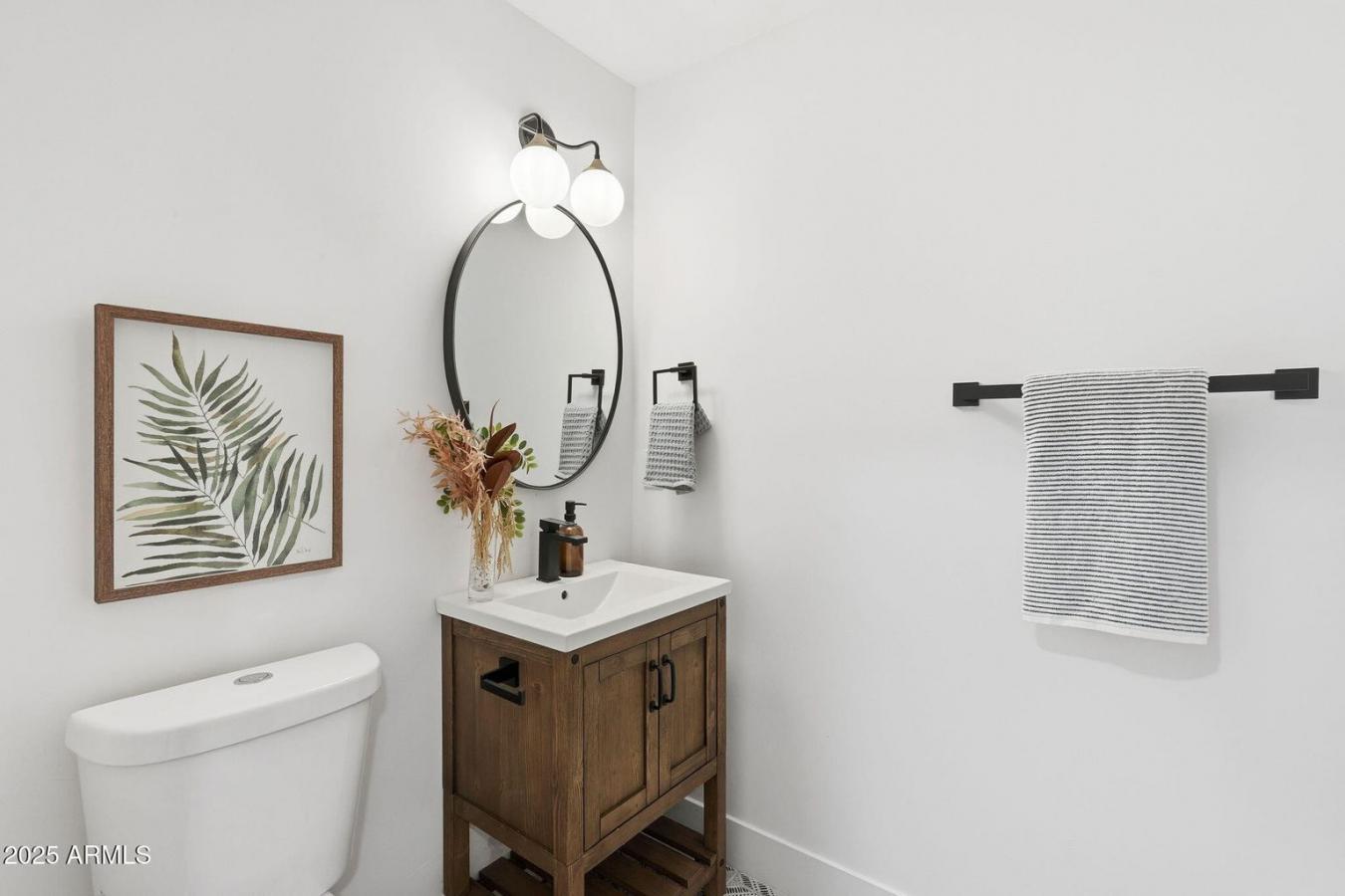 Scottsdale, Maricopa, 85251, United States, 4 Bedrooms Bedrooms, ,4 BathroomsBathrooms,Residential,For Sale,2003776