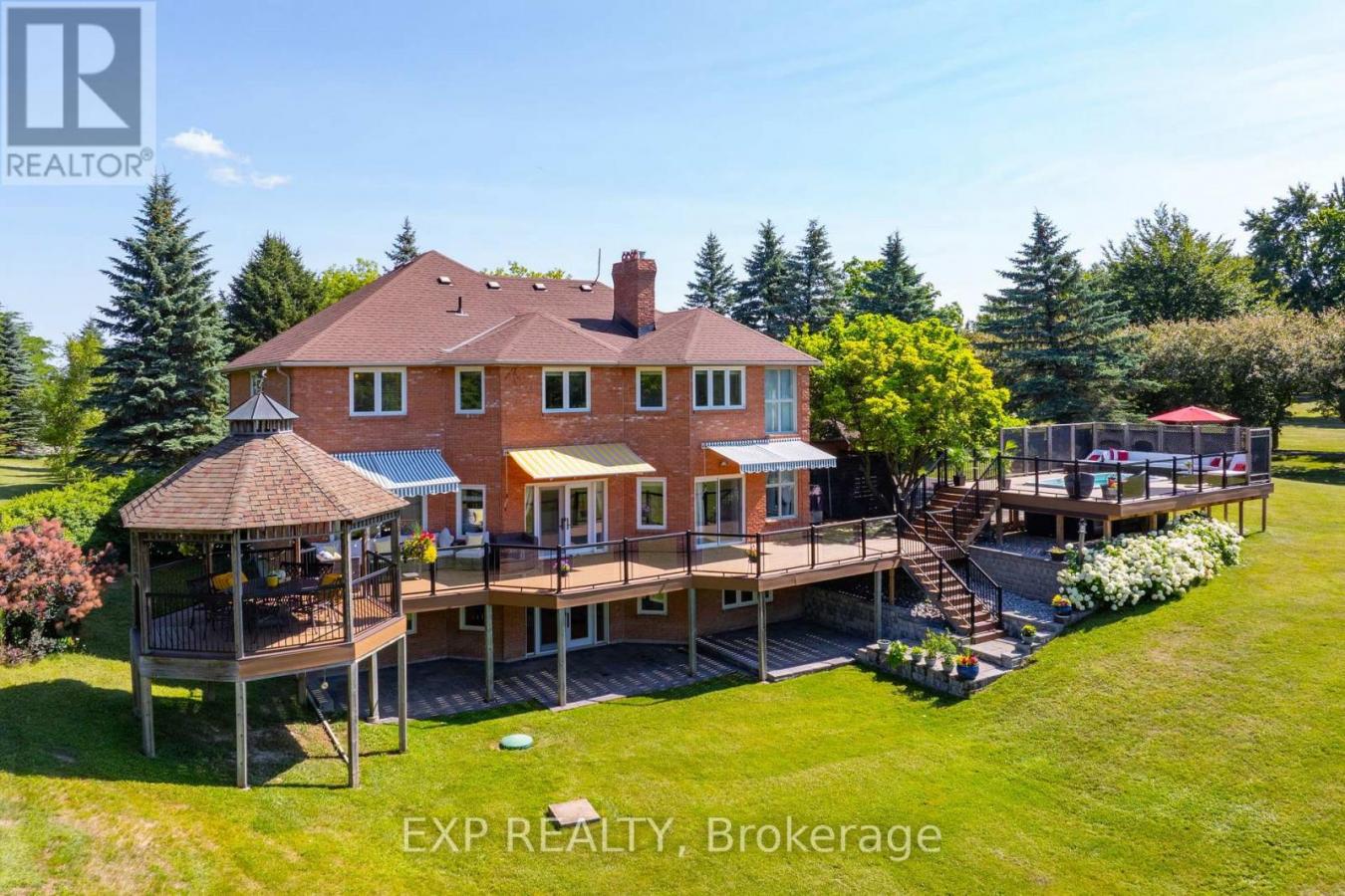 King, ON, L7B0C7, Canada, 4 Bedrooms Bedrooms, ,5 BathroomsBathrooms,Residential,For Sale,2003773