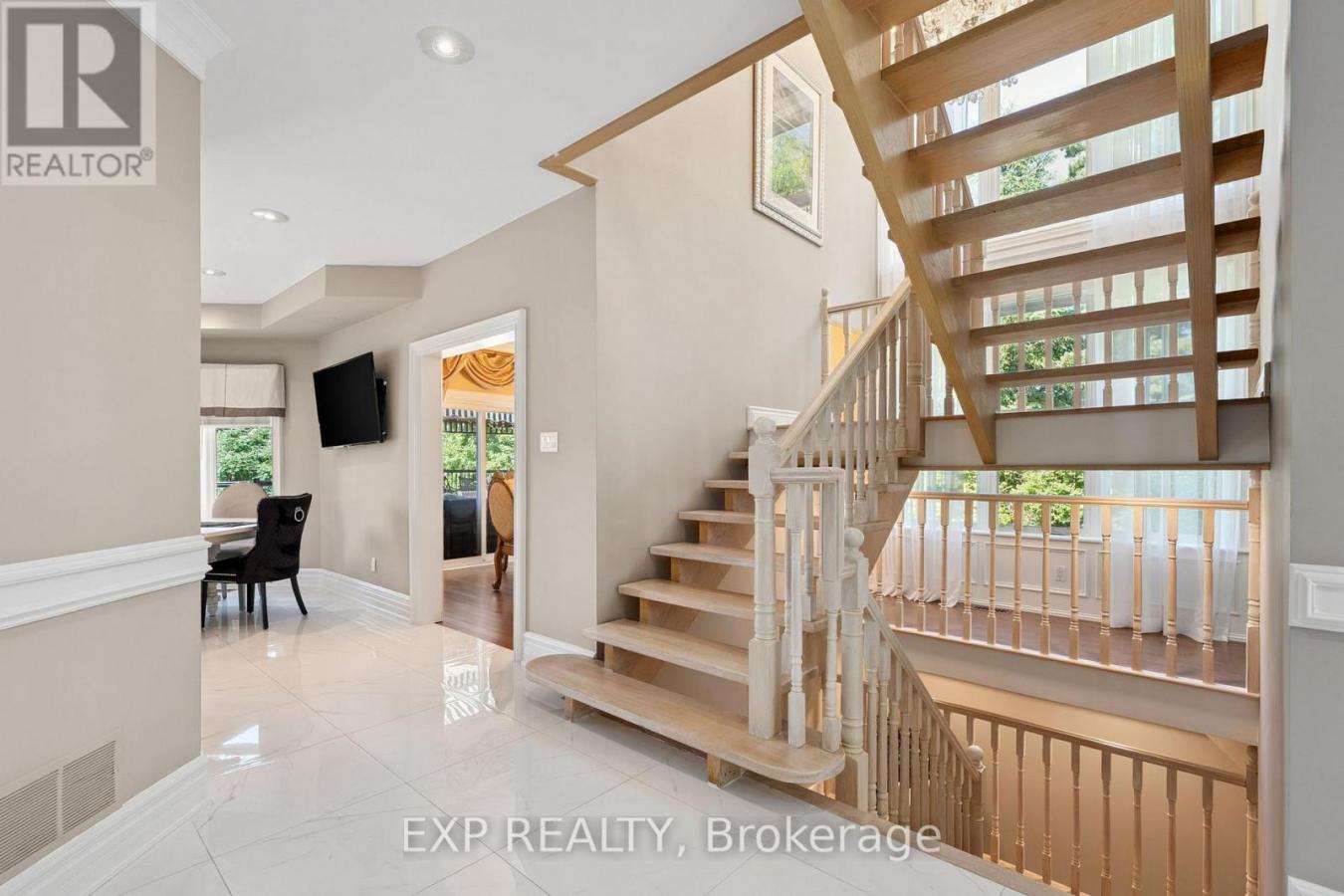 King, ON, L7B0C7, Canada, 4 Bedrooms Bedrooms, ,5 BathroomsBathrooms,Residential,For Sale,2003773