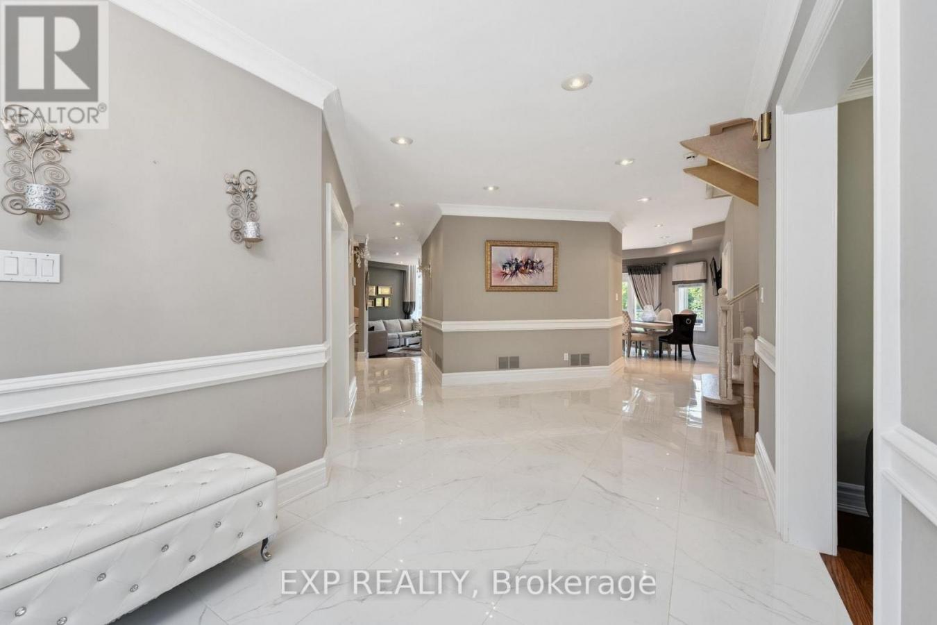 King, ON, L7B0C7, Canada, 4 Bedrooms Bedrooms, ,5 BathroomsBathrooms,Residential,For Sale,2003773