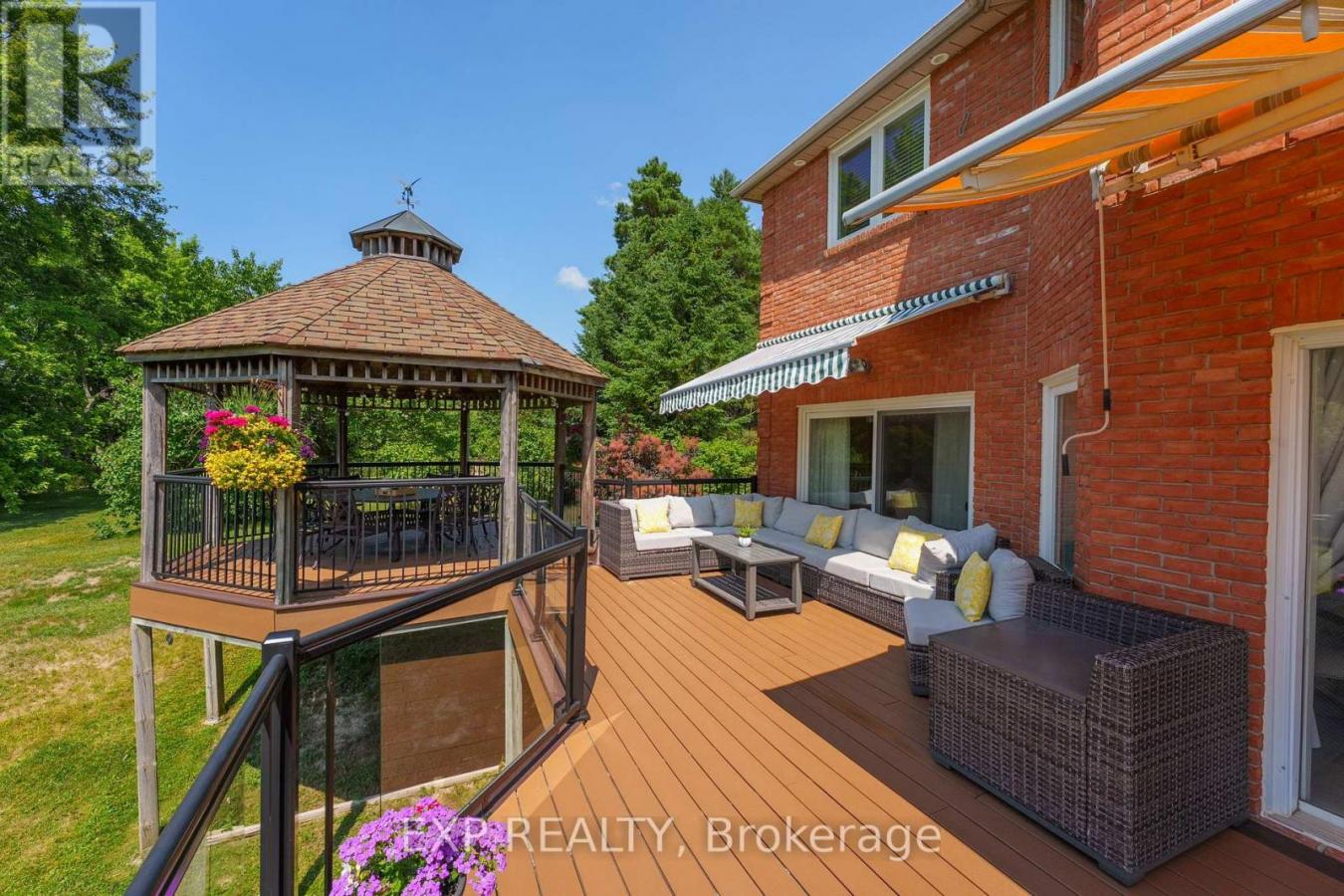 King, ON, L7B0C7, Canada, 4 Bedrooms Bedrooms, ,5 BathroomsBathrooms,Residential,For Sale,2003773