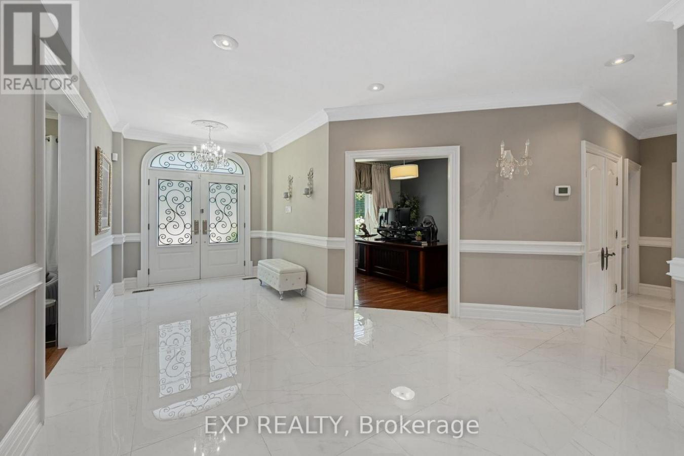 King, ON, L7B0C7, Canada, 4 Bedrooms Bedrooms, ,5 BathroomsBathrooms,Residential,For Sale,2003773