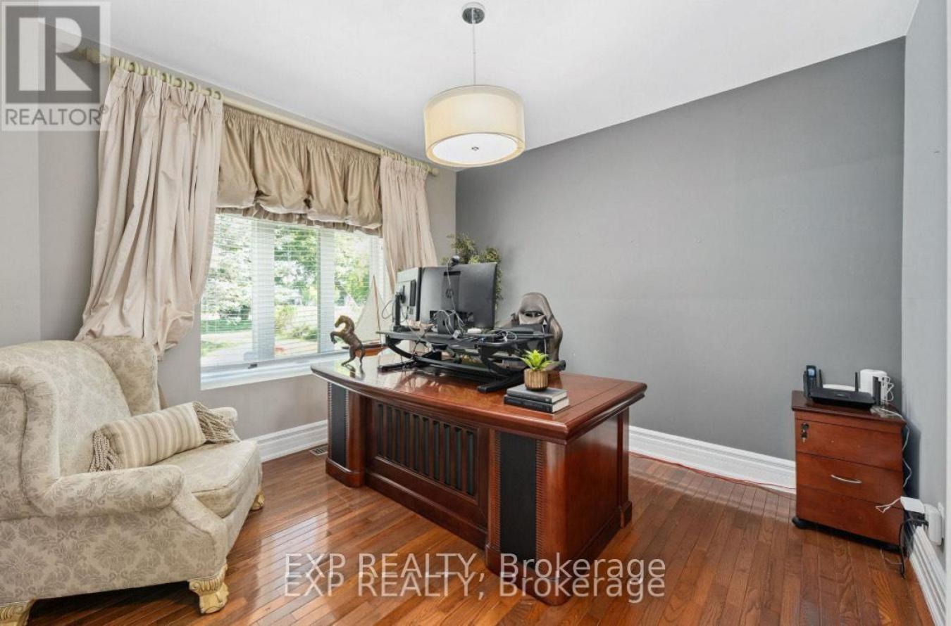 King, ON, L7B0C7, Canada, 4 Bedrooms Bedrooms, ,5 BathroomsBathrooms,Residential,For Sale,2003773